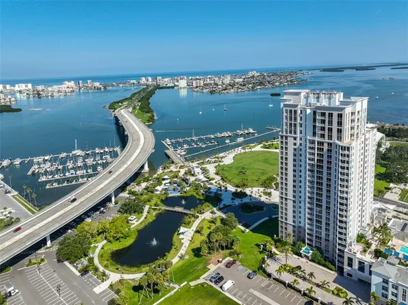 331 Cleveland St #702, Clearwater, FL 33755