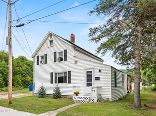 27 Albert St, Adams, MA 01220