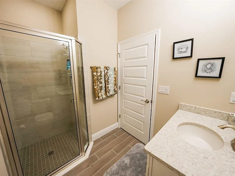 16284 Admirals Cove Ln — Photo 26