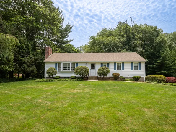 129 Cricket Lane, Orange, CT 06477