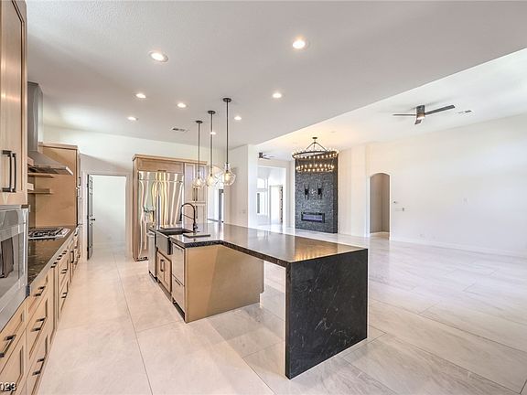 3rd image of 1279 Panini Dr