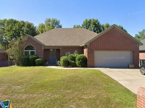 15319 Hartford St, Little Rock, AR 72223