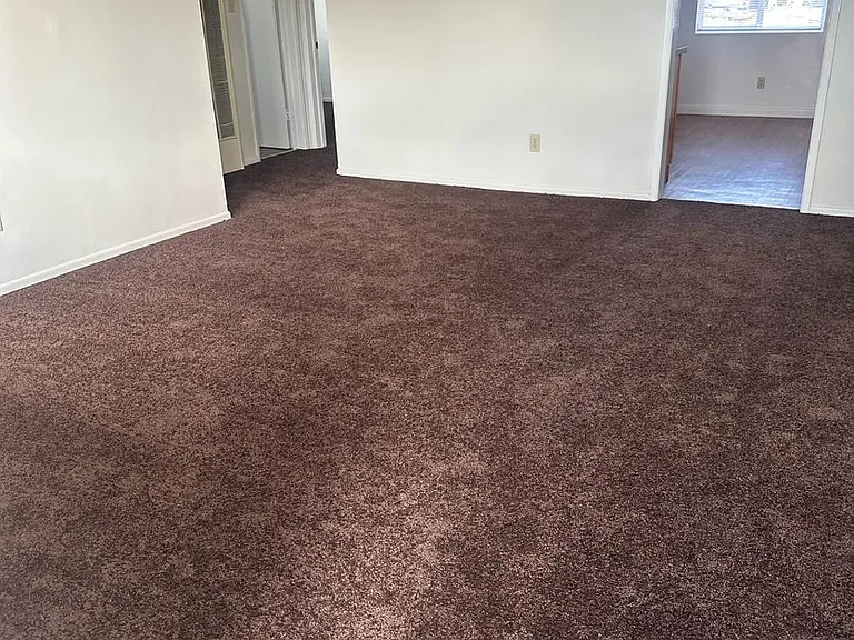 Ponderosa Apartments — Photo 14
