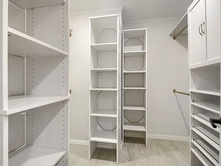 9493 Sky Pointe Dr — Photo 17