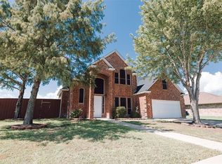 157 Cottonwood Ln, Little Elm, TX 75068