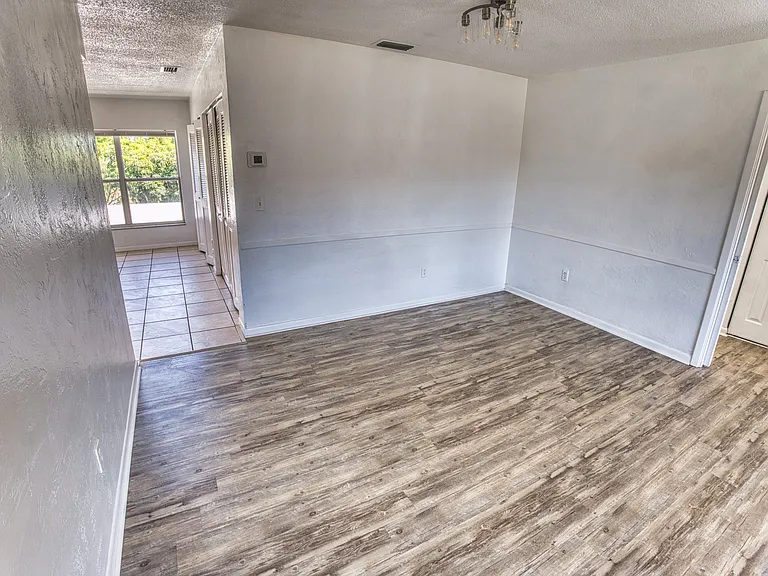 4545 Overlook Dr NE #C — Photo 12