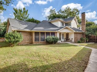1301 Etain Rd, Irving, TX 75060