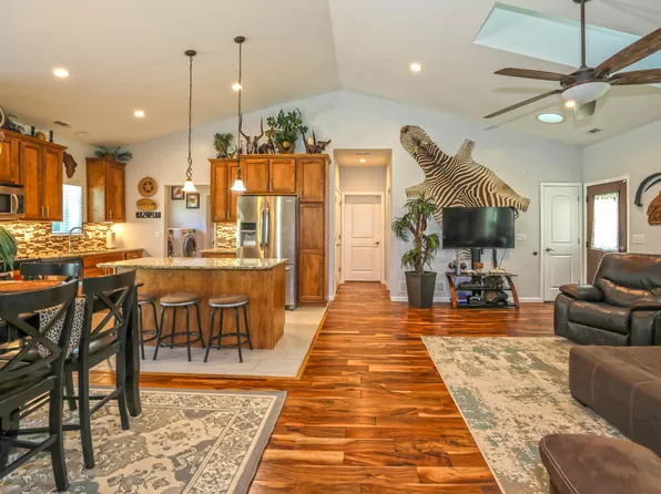11621 Interstate 70 Dr NE, Columbia, MO 65202