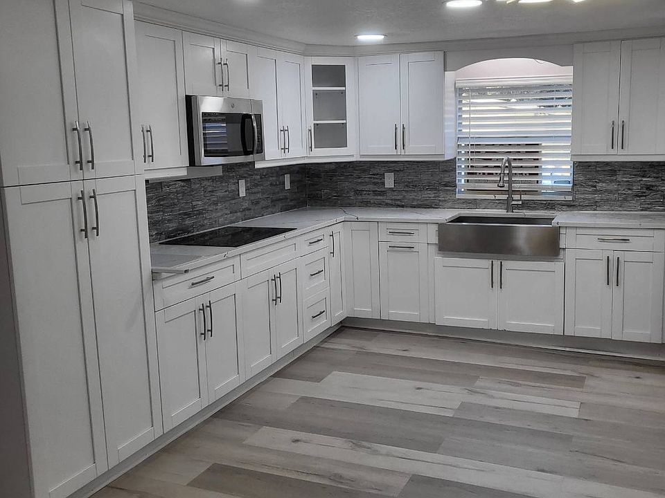 1st image of 9614 Lake Pine Pl
