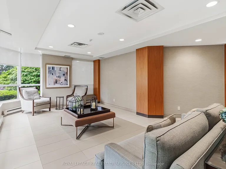 1276 Maple Crossing Blvd #1710 — Photo 3