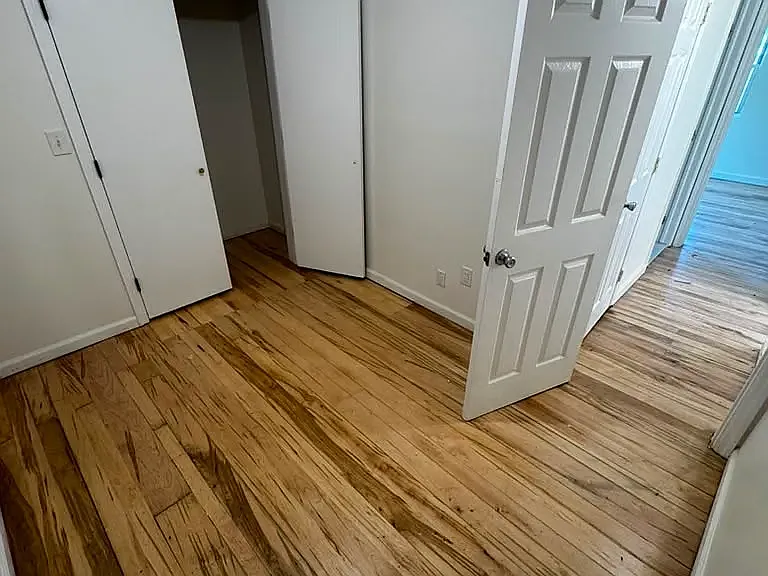 33 Kennedy Dr — Photo 8