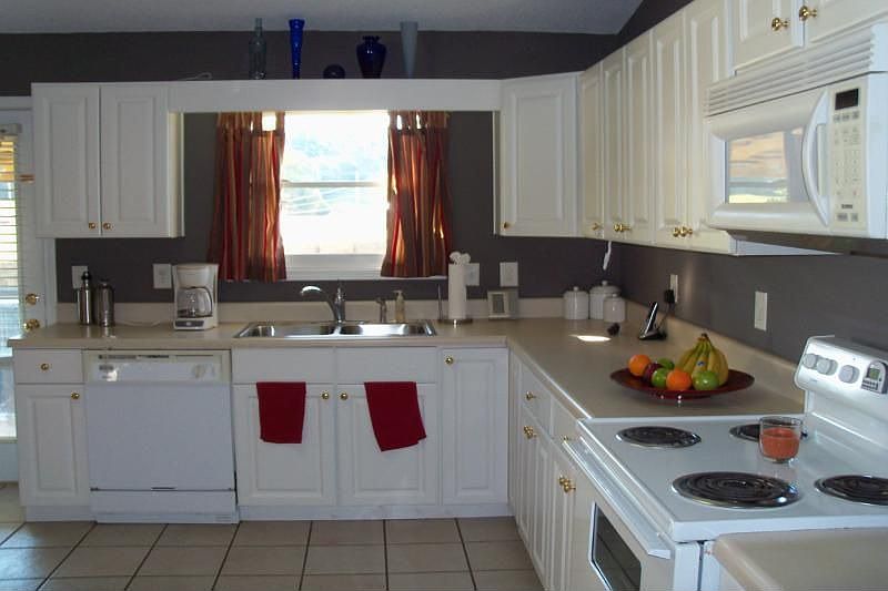 2nd image of 6 Boles Dr