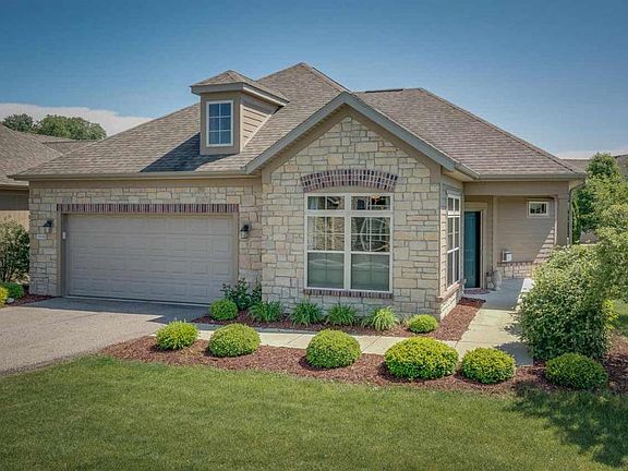 2nd image of 3531 Sutton Dr #85