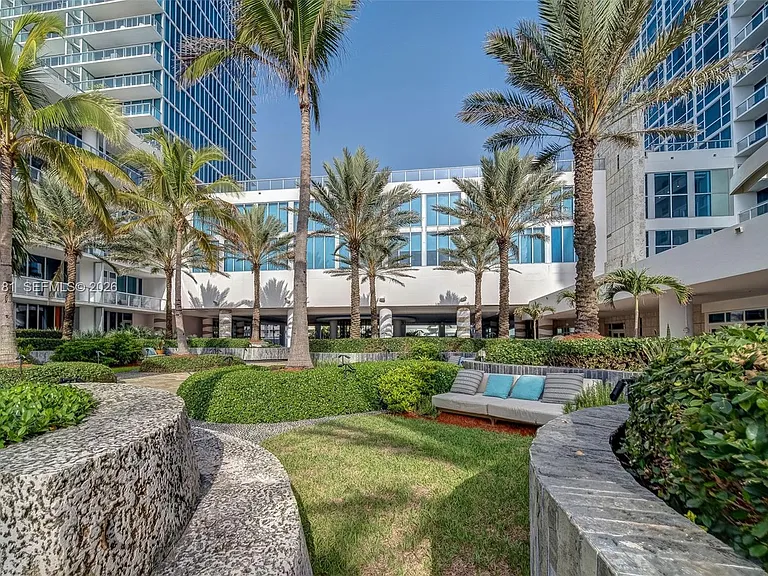 6801 Collins Avenue Cu #610-612 — Photo 28