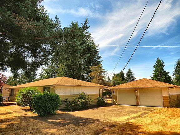 4th image of 22502 40th Ave E