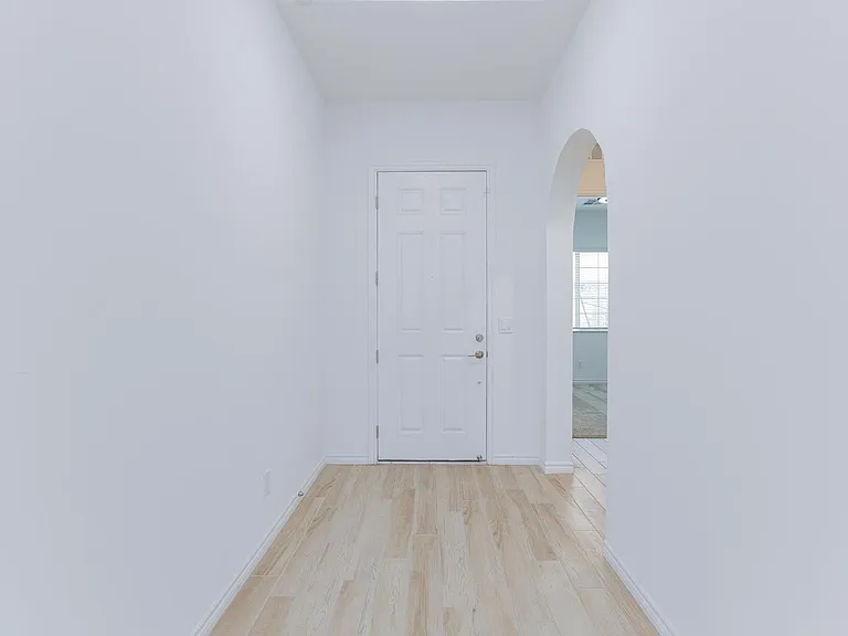 689 Monteverdi Peak St — Photo 6