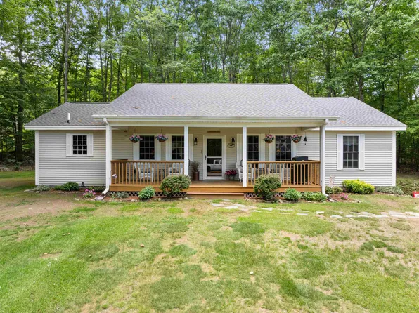 12 Stonegate Court, Gilford, NH 03249