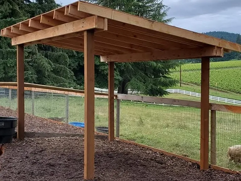 Paddock and front field NOT included at $3500/month rent option.