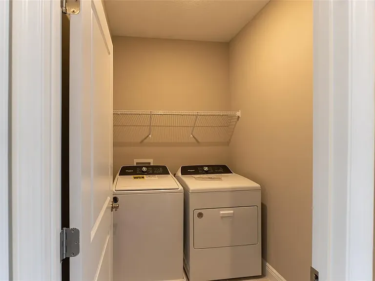 4991 Railroad Vine Aly — Photo 10