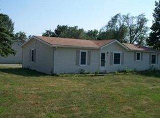 601 W Berry St, Hamilton, MO 64644