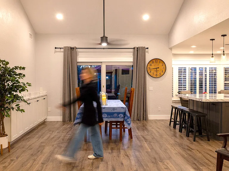 Gather for meals in the spacious dining room that seats 6, plus enjoy casual bites at the kitchen island with seating for 4. Plenty of room for friends and family to share great food and even better memories!