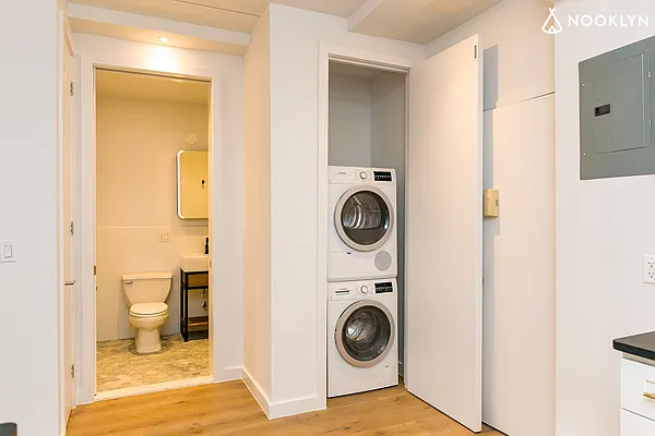 Rented by Nooklyn NYC LLC | media 3