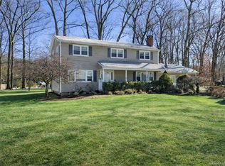 22 Palisades Court, Pomona, NY 10970