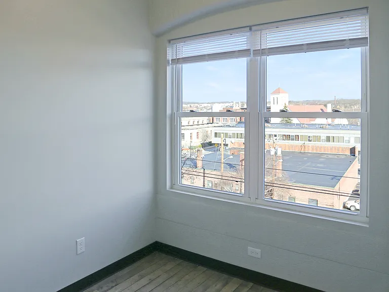 43 Railroad St #202 — Photo 12