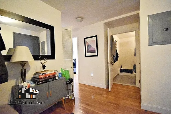 Rented by Compass | media 21