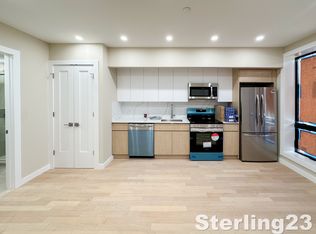 25-14 21st St #A1, Astoria, NY 11102