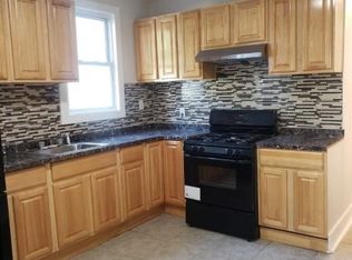 55 Dover St, Newark, NJ 07106