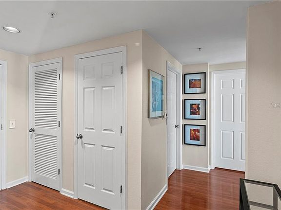 4th image of 322 E Central Blvd Unit 1606