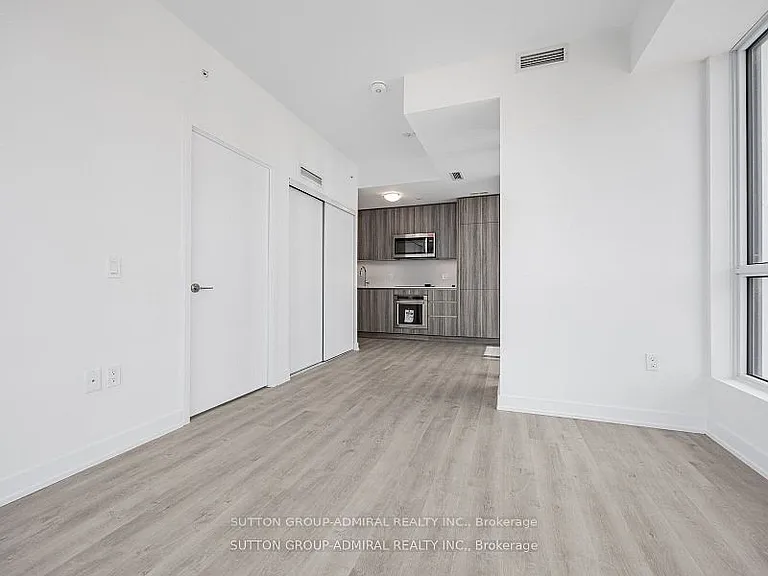 15 Richardson St #1017 — Photo 15