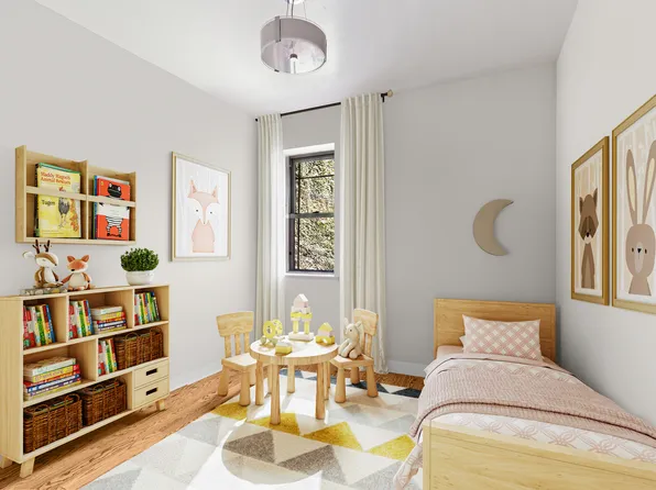 164 Underhill Avenue image 4 of 18