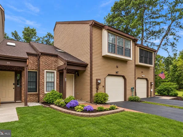 36 Augusta Ct, Marlton, NJ 08053