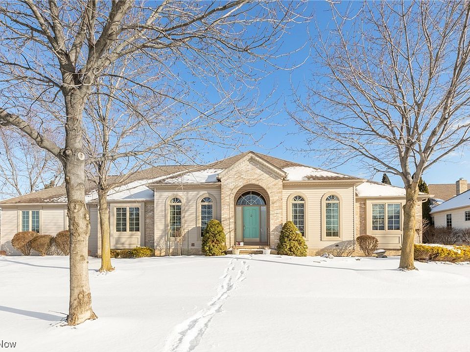 1st image of 365 W Glen Eagle Dr