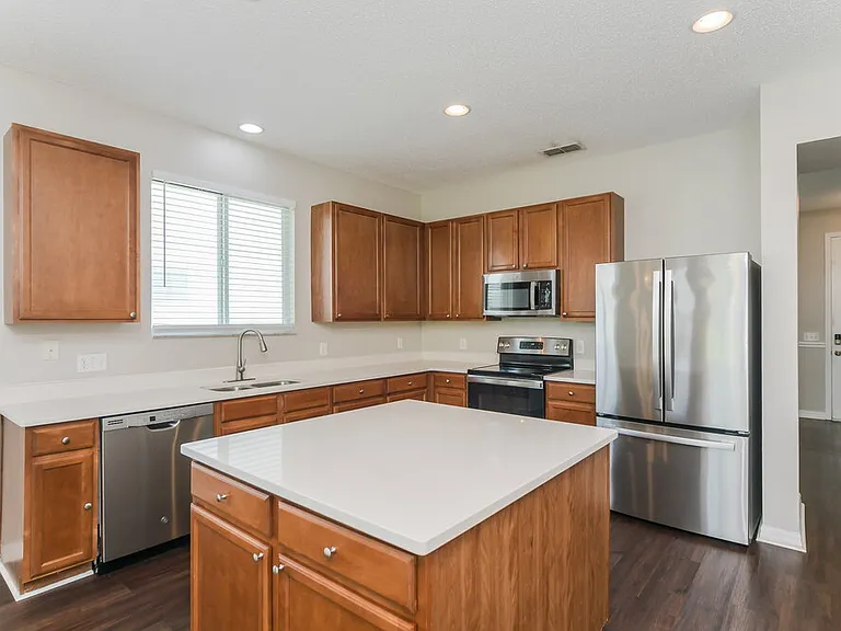 917 Anchorage Ln — Photo 7