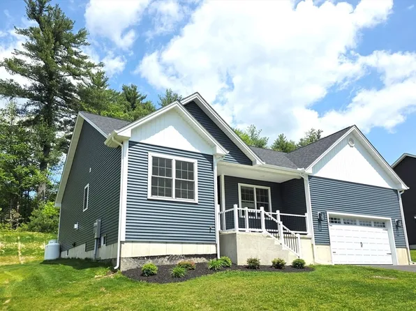 15 High Bluff Rd, Belchertown, MA 01007