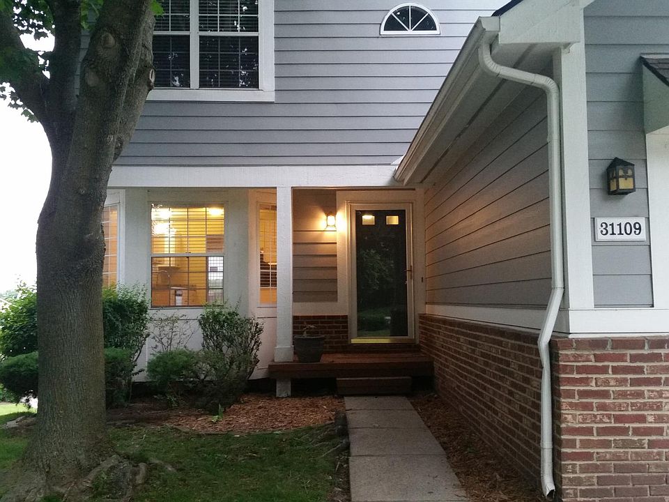 1st image of 31109 Columbia Dr