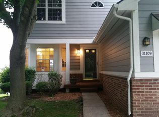 31109 Columbia Dr, Novi, MI 48377