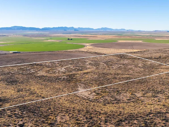 3493 W Agua Blanca Rd, Elfrida, AZ 85610