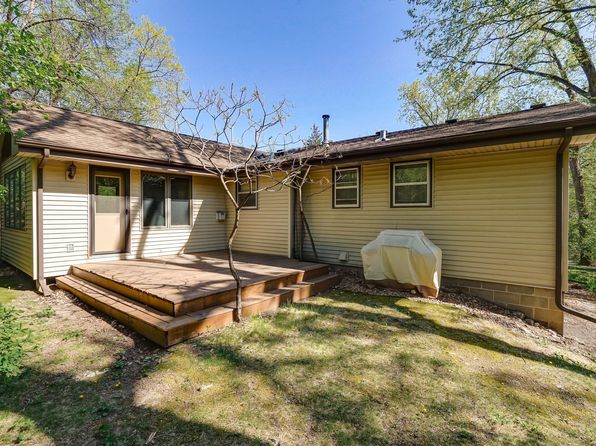 12410 24th Ave N, Plymouth, MN 55441