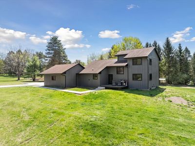 1452 Edgewood Ln, Milford, MI, 48381