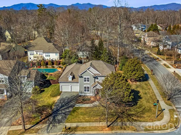 257 Fennel Dun Cir, Biltmore Lake, NC 28715