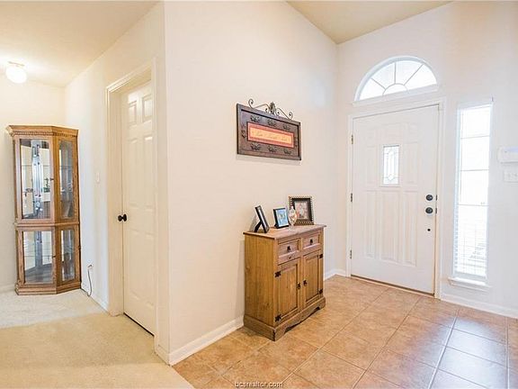 5th image of 15220 Faircrest Dr