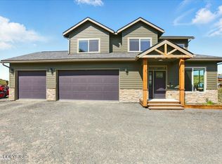 10380 Honey Bear Ln, Anchorage, AK 99516