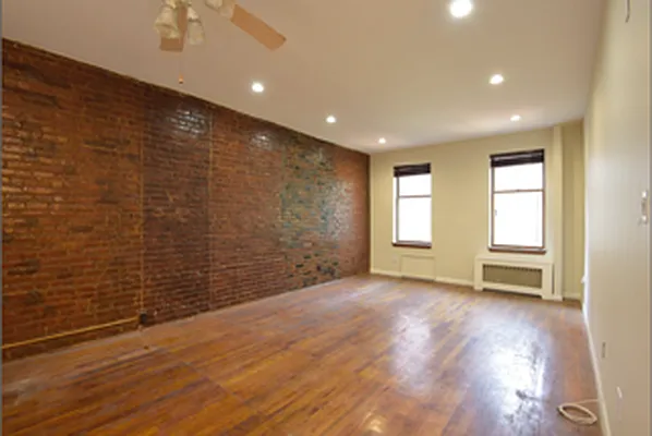 Rented by Stribling | media 16