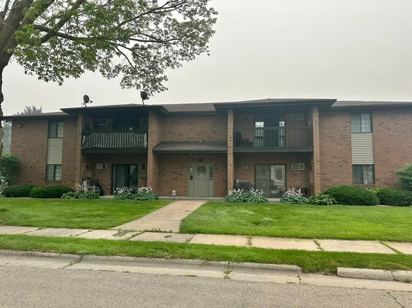 230 Robbins St #6, Seymour, WI 54165