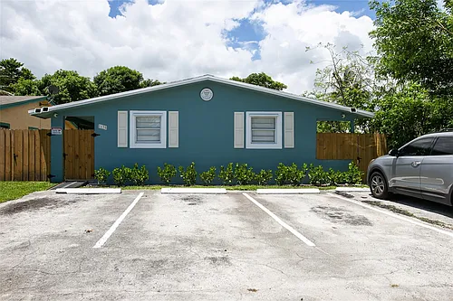 1135 NW 6th Ave #B Photo 1