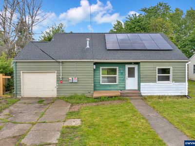882 Edina Ln NE, Salem, OR, 97301